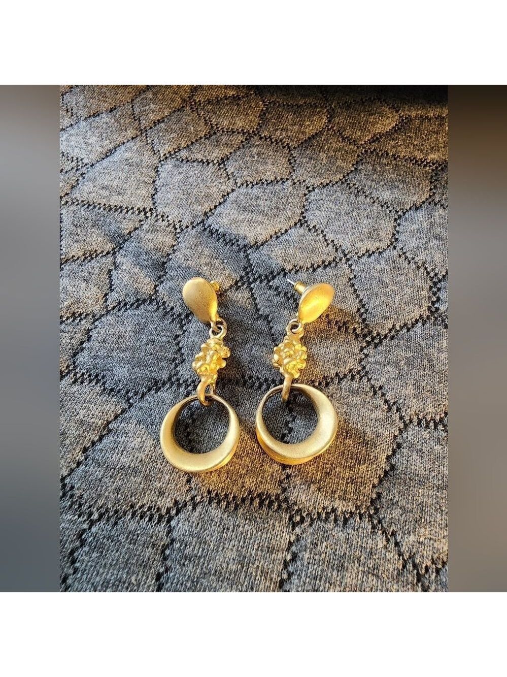 Elegant Gold Drop Earrings